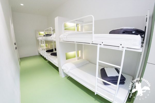 4-Bed Dorm - Rock Palace Hostel Barcelona