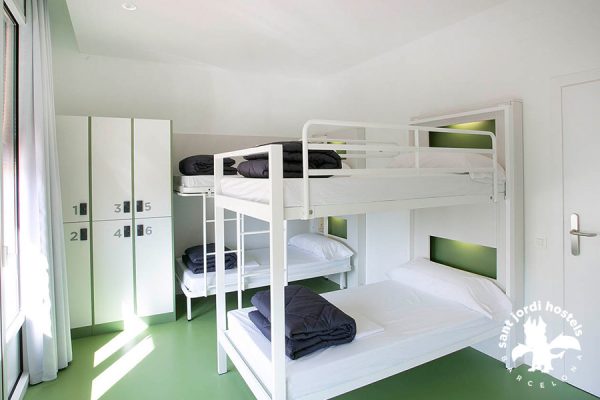 6-Bed Dorm (alternate) - Rock Palace Hostel Barcelona