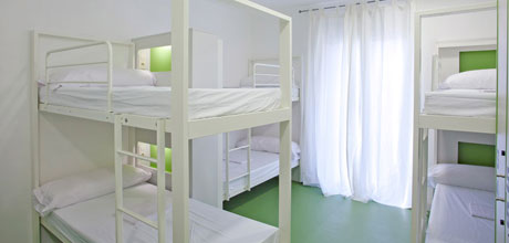 8-Bed-dorm-Gracia