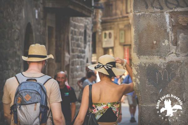 Barcelona Gothic Tourists