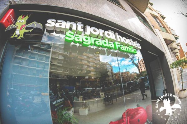 Entrance Sign - Sagrada Familia Hostel Barcelona