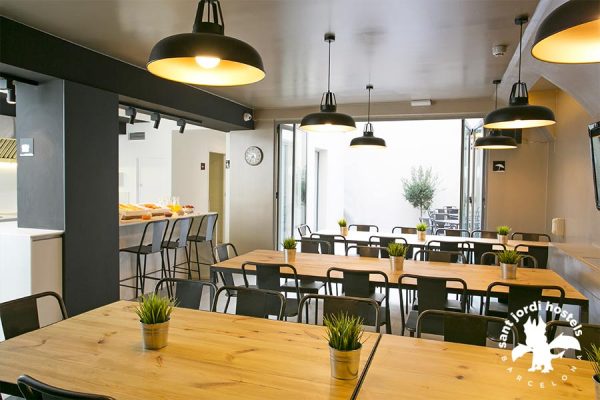 Dining Area - Rock Palace Hostel Barcelona