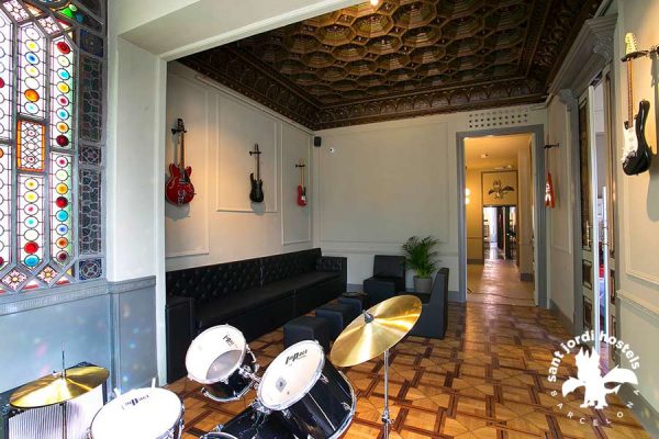 Lounge Room - Rock Palace Hostel Barcelona