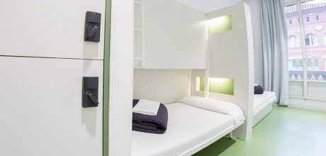 Rock Palace 2-bed private ensuite 2-bed private - rock palace hostel barcelona