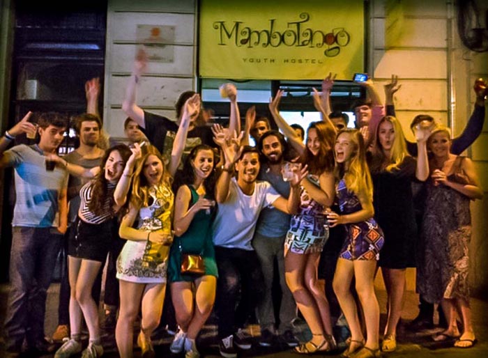 Sant-Jordi-Hostels-Parties-54