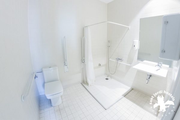 Ensuite Bathroom - Rock Palace Hostel Barcelona