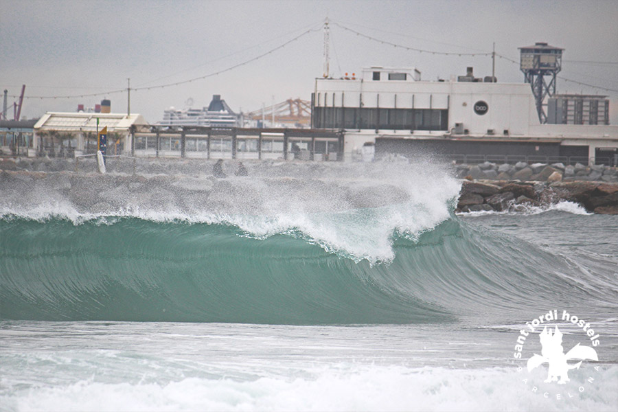 Surfing Barcelona - 06