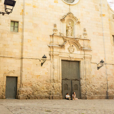 barcelona gothic quarter - plaza