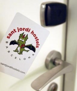 high tech hostels in barcelona_contactless