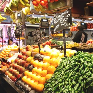 hostel-barcelona_home-image-row_04a la boqueria market barcelona