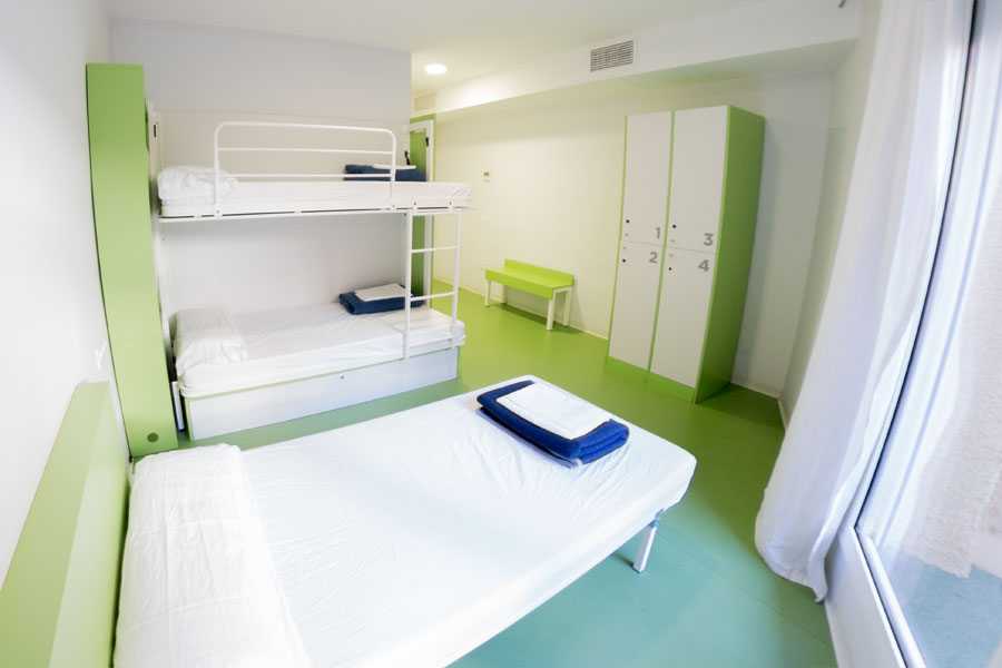 skate_hostel_new-75_3-bed-dorm