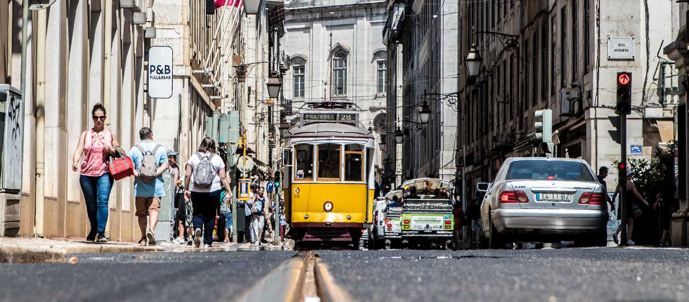 tram-28-lisbon-01